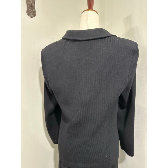 St. John’s Basic Black Blazer Suit Jacket Silver Buttons Size 8 - Picture 6 of 6